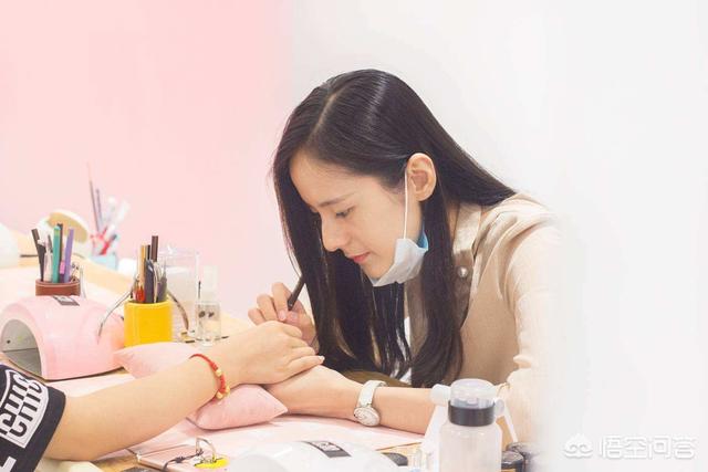 美甲美妆店怎么做营销和宣传？