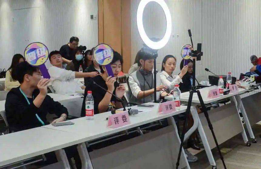 电商新秀(电商新秀挥掷百万高配彩礼为何娶不回心爱姑娘)