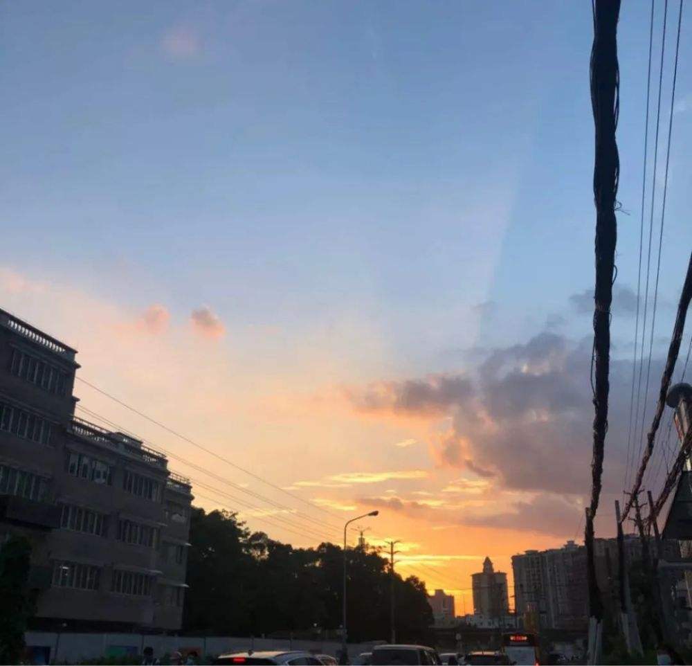 配风景照的文案(发风景照配的文案)
