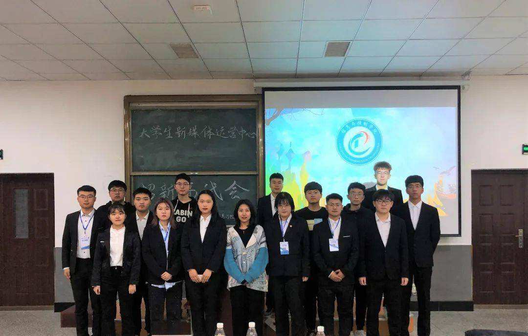 全媒体面试(融媒体面试自我介绍词)