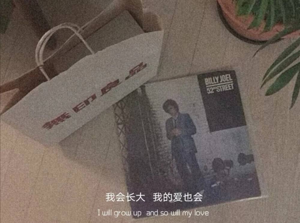 热门文案伤感(热门文案伤感配图)